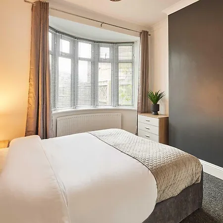 בית נופש Host & - Westbourne House *
